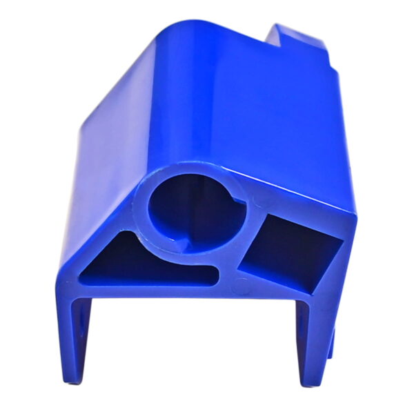 pieza de plastico azul anclaje vallas pvc superior lateral