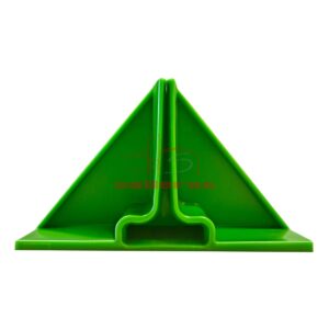 Triangulo de plastico verde apoyo