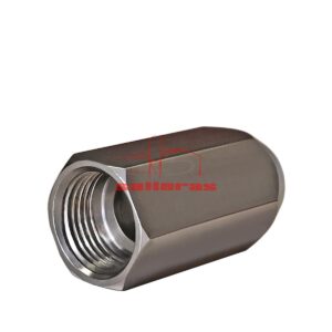 cilindro de metal con apertura circular en la punta tumbado