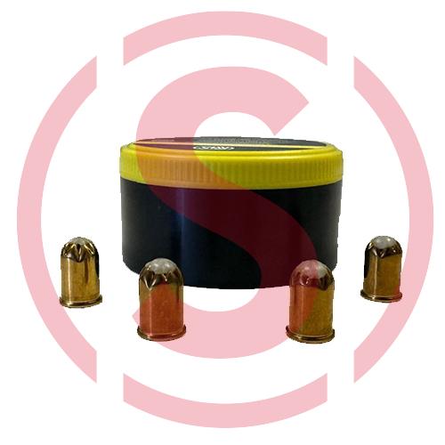 Munición de pistola para sacrificar cerdos y becerros de color amarillo. La caja incluye 50 unidades de calibre 9 x 17 mm.